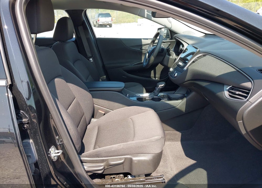 2022 CHEVROLET MALIBU VIN: 1G1ZD5ST1NF110133
