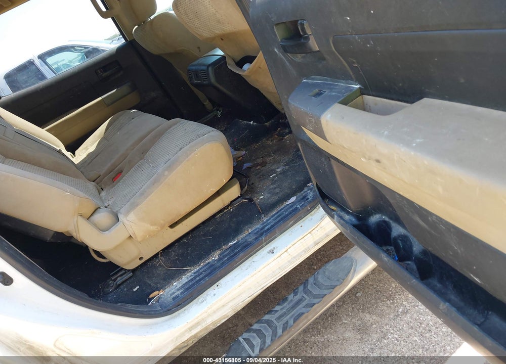2012 TOYOTA TUNDRA VIN: 5TFEY5F10CX124616