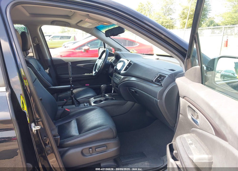 2017 HONDA PILOT EX-L VIN: 5FNYF6H51HB025300