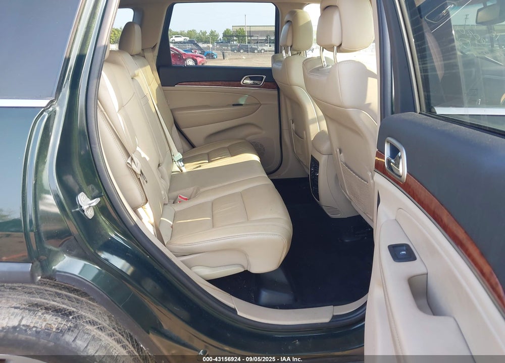 2011 JEEP GRAND CHEROKEE VIN: 1J4RR5GT1BC608017