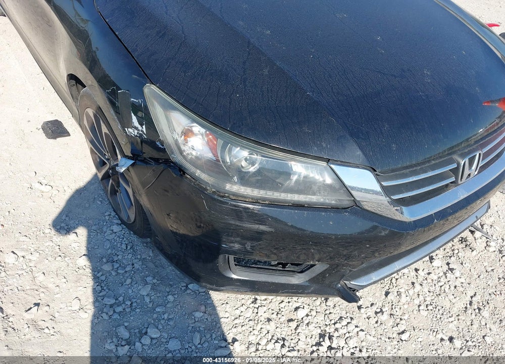 2015 HONDA ACCORD VIN: 1HGCR2F51FA027598