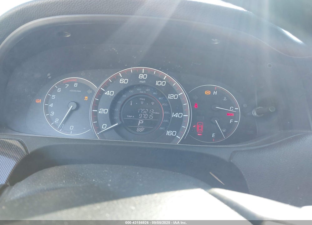 2015 HONDA ACCORD VIN: 1HGCR2F51FA027598
