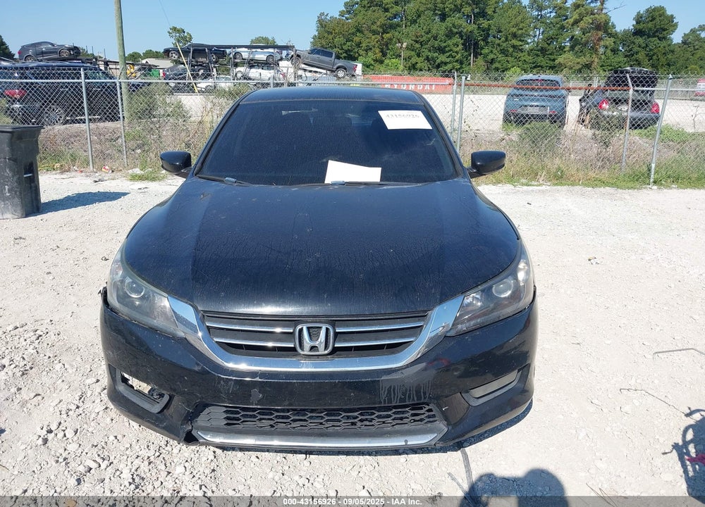 2015 HONDA ACCORD VIN: 1HGCR2F51FA027598
