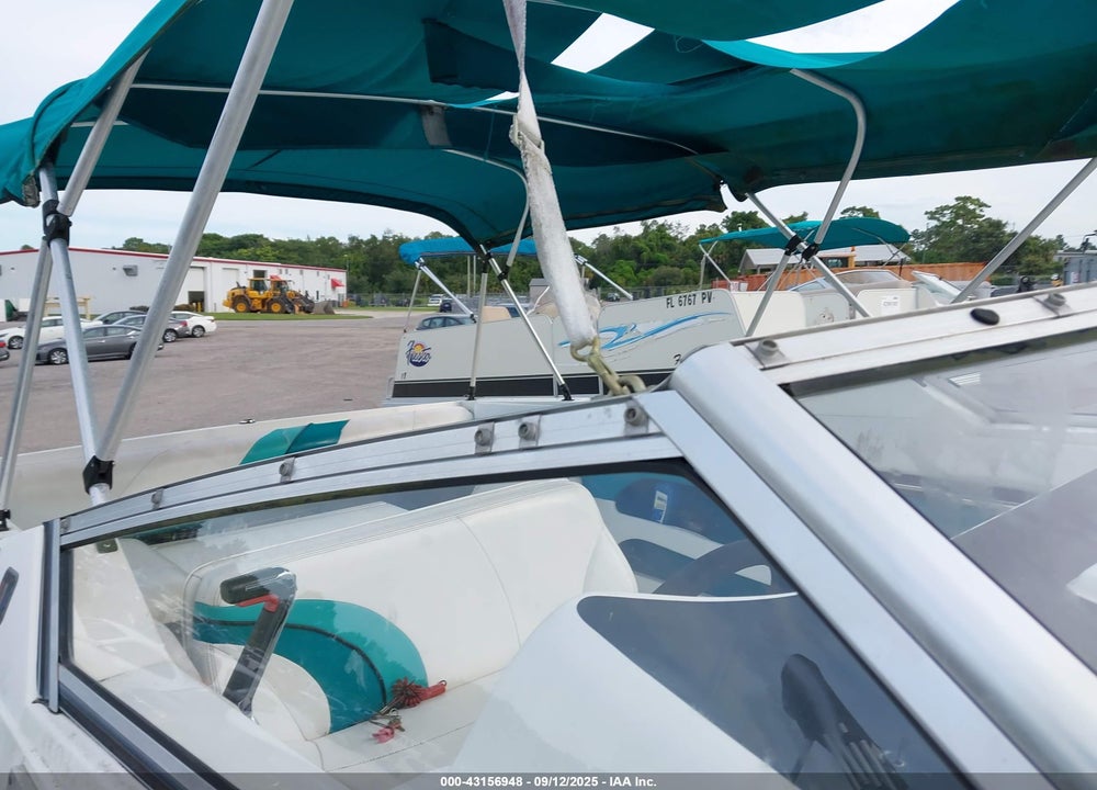 1994 WELLCRAFT BOAT VIN: WELEFA92B494