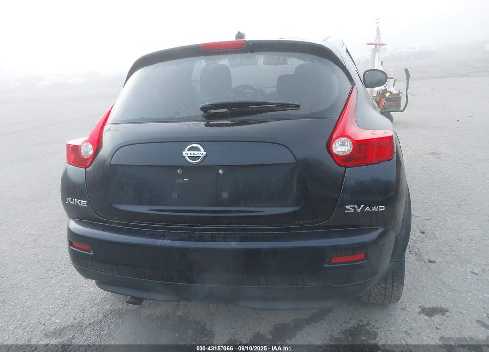 2011 NISSAN JUKE VIN: JN8AF5MV3BT027821