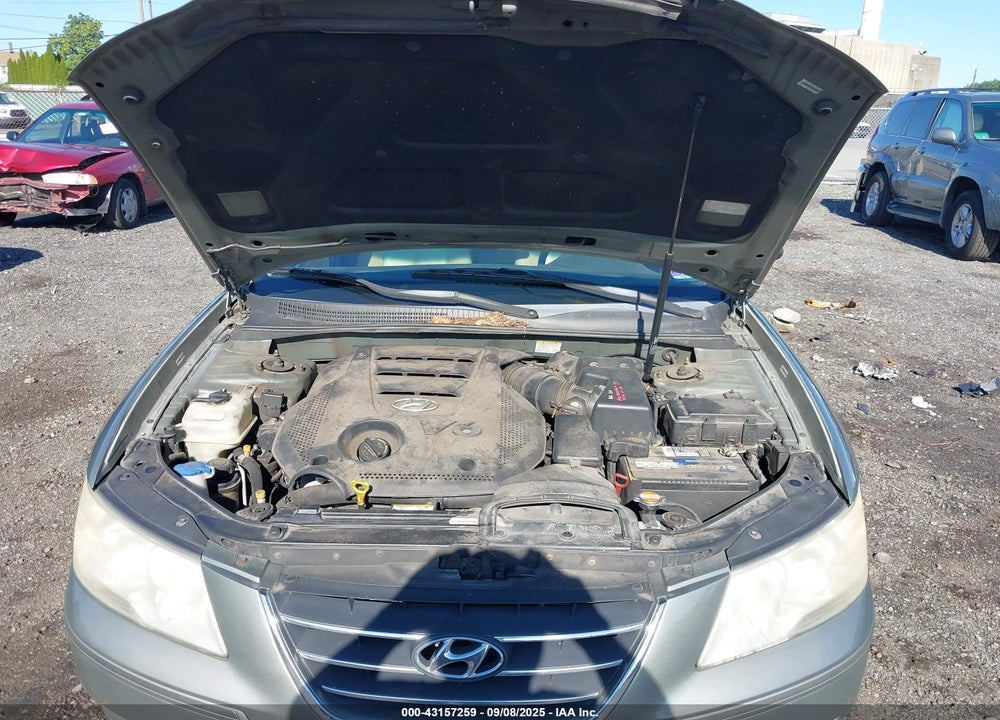 2009 HYUNDAI SONATA LIMITED V6 VIN: 5NPEU46F09H540395