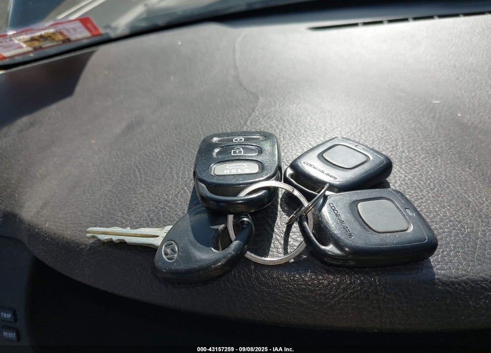 2009 HYUNDAI SONATA LIMITED V6 VIN: 5NPEU46F09H540395
