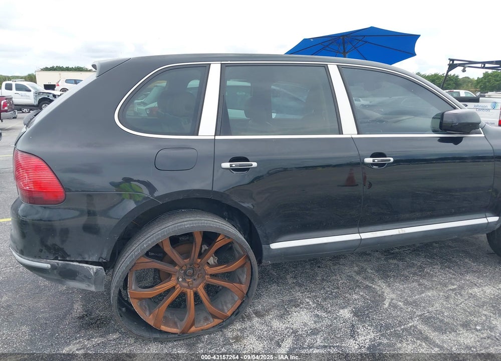 2004 PORSCHE CAYENNE S VIN: WP1AB29P74LA75176