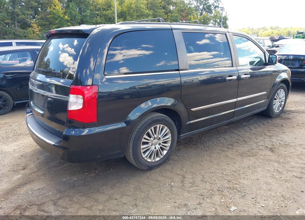 2013 CHRYSLER TOWN & COUNTRY VIN: 2C4RC1CG3DR615876