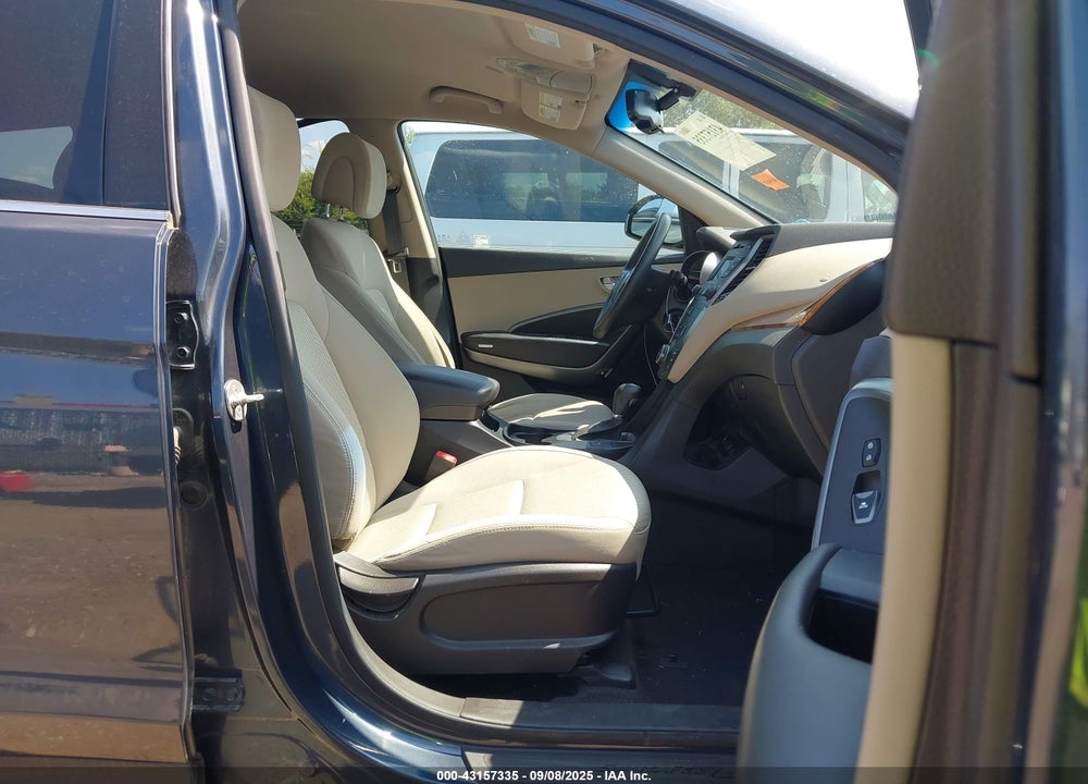 2016 HYUNDAI SANTA FE VIN: KM8SMDHF9GU152273