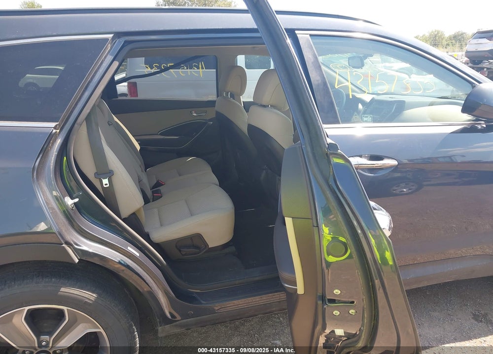 2016 HYUNDAI SANTA FE VIN: KM8SMDHF9GU152273