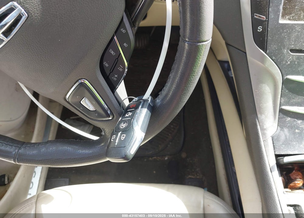 2013 LINCOLN MKZ VIN: 3LN6L2G9XDR811646