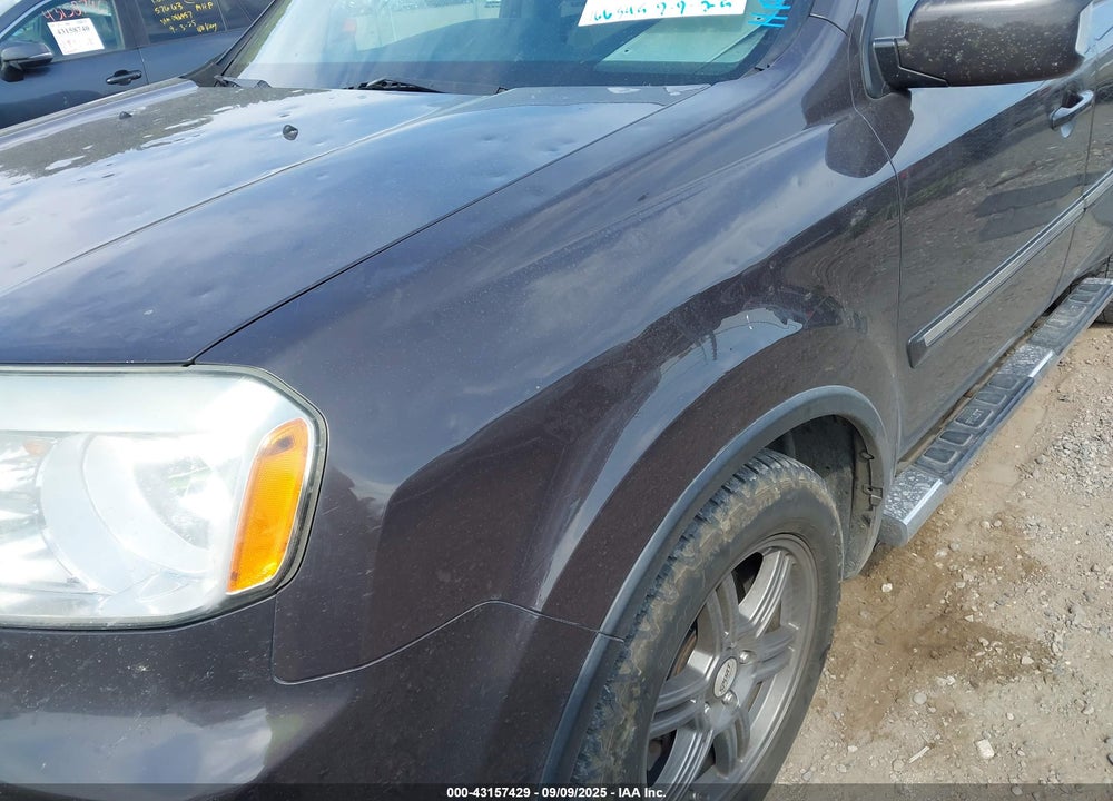 2013 HONDA PILOT TOURING VIN: 5FNYF4H99DB061852