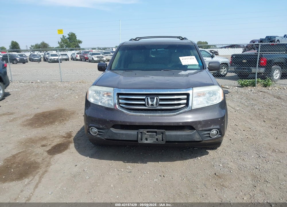 2013 HONDA PILOT TOURING VIN: 5FNYF4H99DB061852