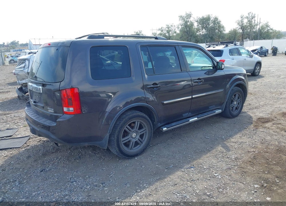 2013 HONDA PILOT TOURING VIN: 5FNYF4H99DB061852