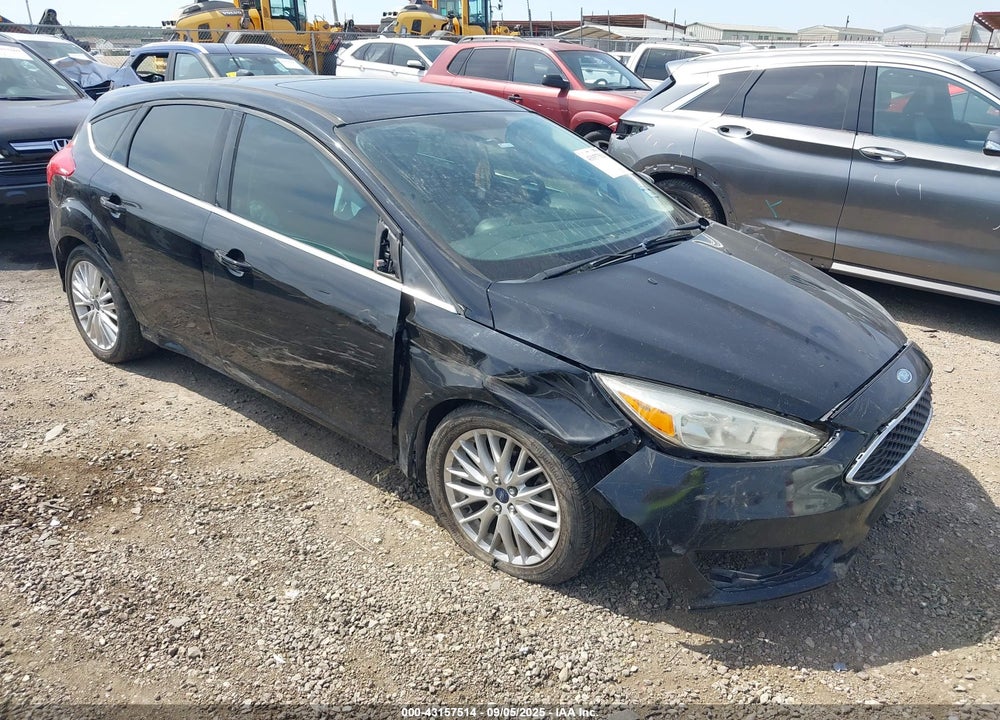 2017 FORD FOCUS TITANIUM VIN: 1FADP3N25HL219304