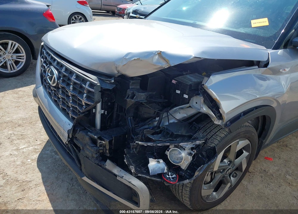 2024 HYUNDAI VENUE VIN: KMHRC8A37RU307592