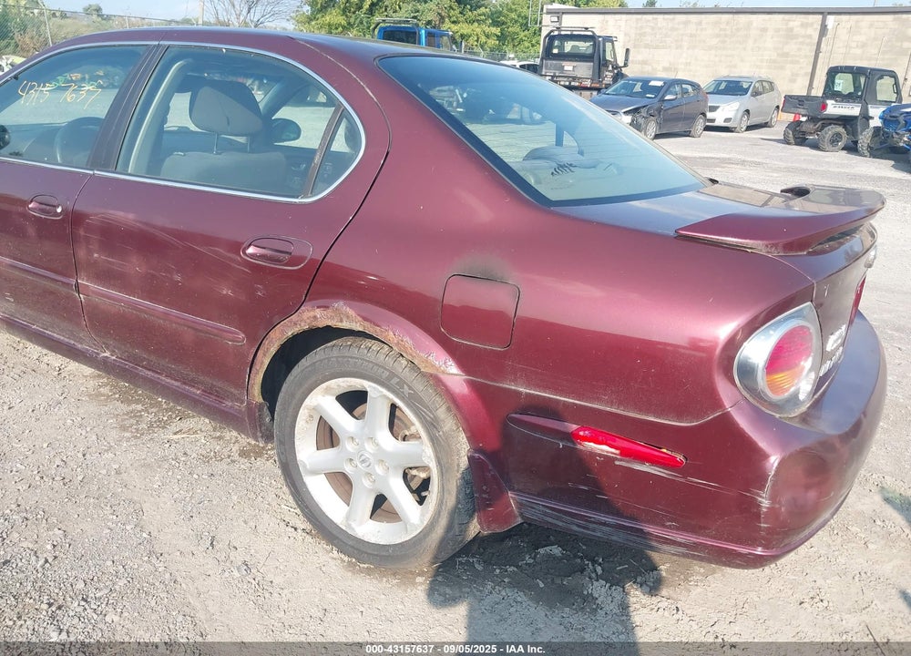 2002 NISSAN MAXIMA SE VIN: JN1DA31A72T301618