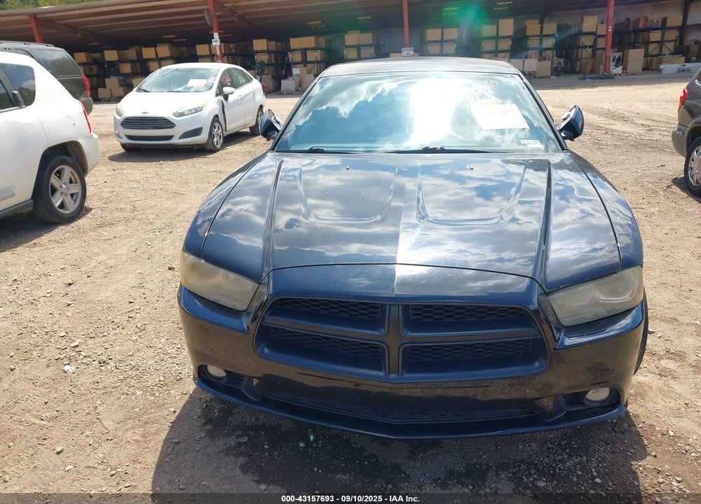 2011 DODGE CHARGER VIN: 2B3CL5CT6BH593614