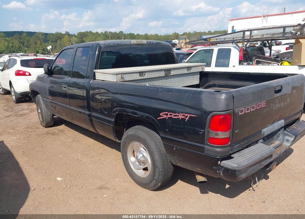 1999 DODGE RAM 1500 ST VIN: 3B7HC13Y7XG165325