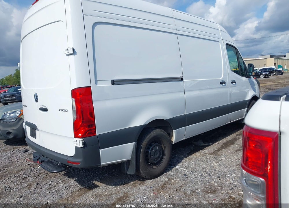 2025 MERCEDES-BENZ SPRINTER 2500 STANDARD ROOF 4-CYL DIESEL VIN: W1Y4KBHY8ST201918