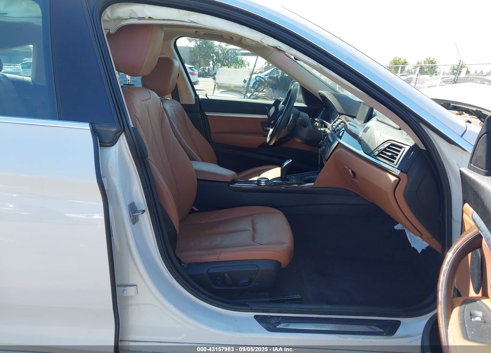 2014 BMW 3 SERIES VIN: WBA3X5C57ED558504