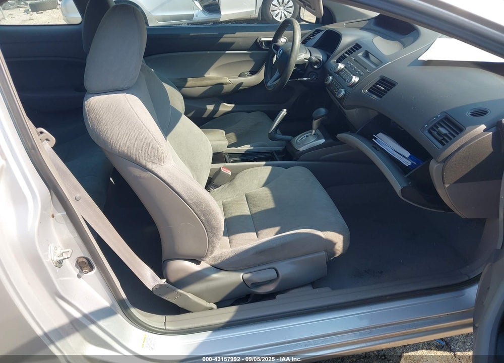 2010 HONDA CIVIC VIN: 2HGFG1B66AH514947