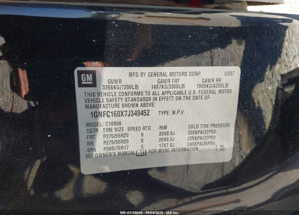 2007 CHEVROLET SUBURBAN 1500 LT VIN: 1GNFC160X7J349452