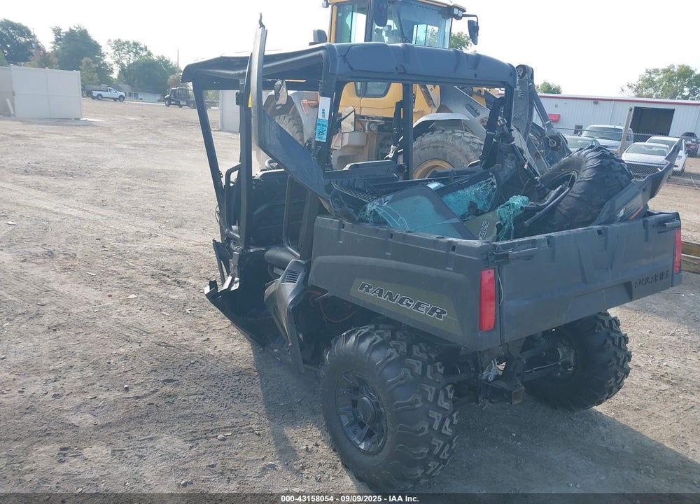 2020 POLARIS RANGER CREW 570-4 VIN: 3NSM4A577LE093613