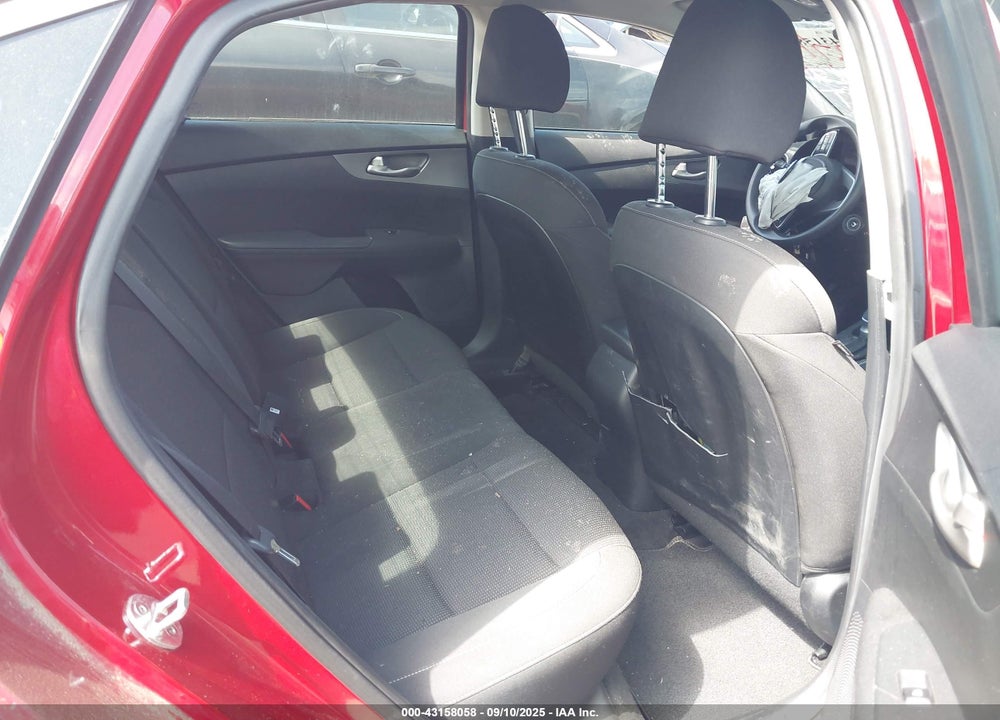 2020 KIA FORTE VIN: 3KPF24AD6LE242719