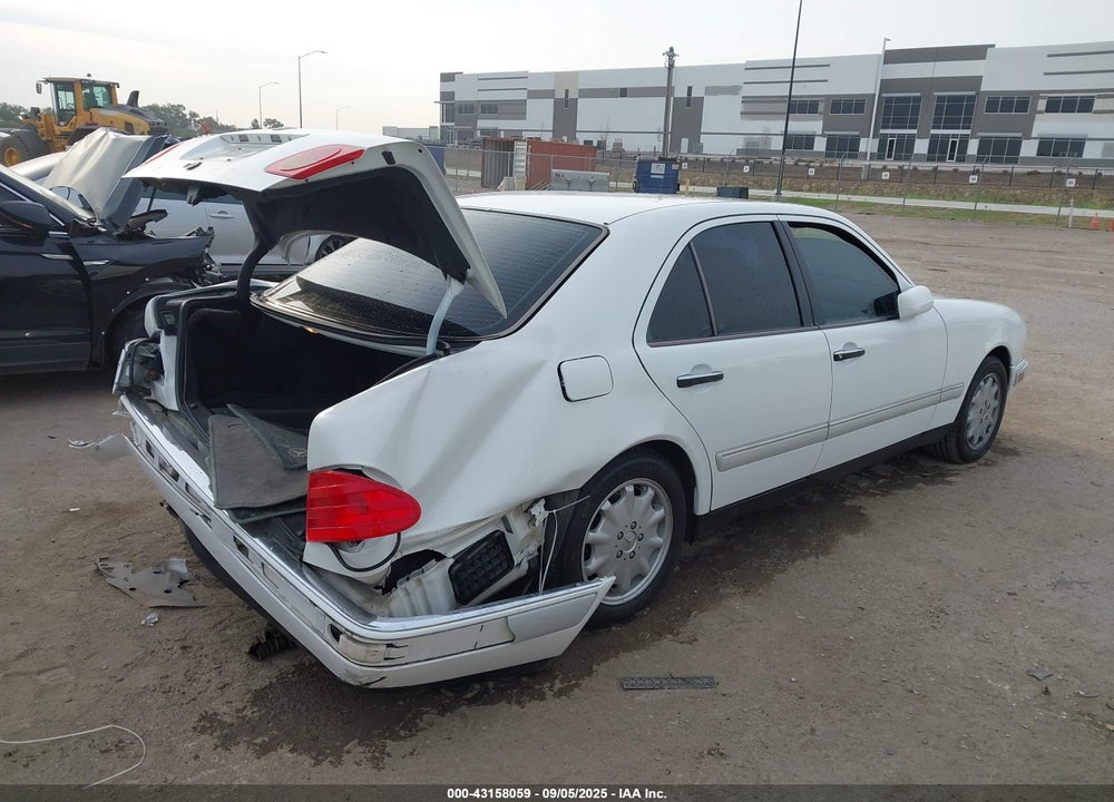 1997 MERCEDES-BENZ E 320 VIN: WDBJF55F6VJ030116