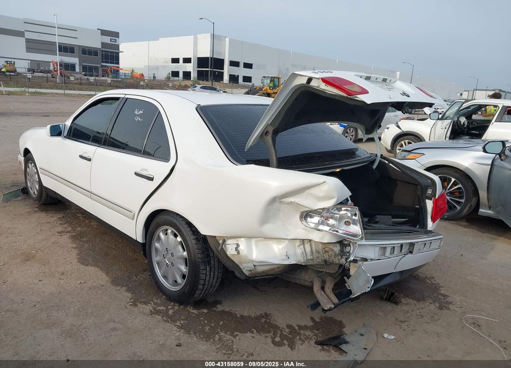 1997 MERCEDES-BENZ E 320 VIN: WDBJF55F6VJ030116