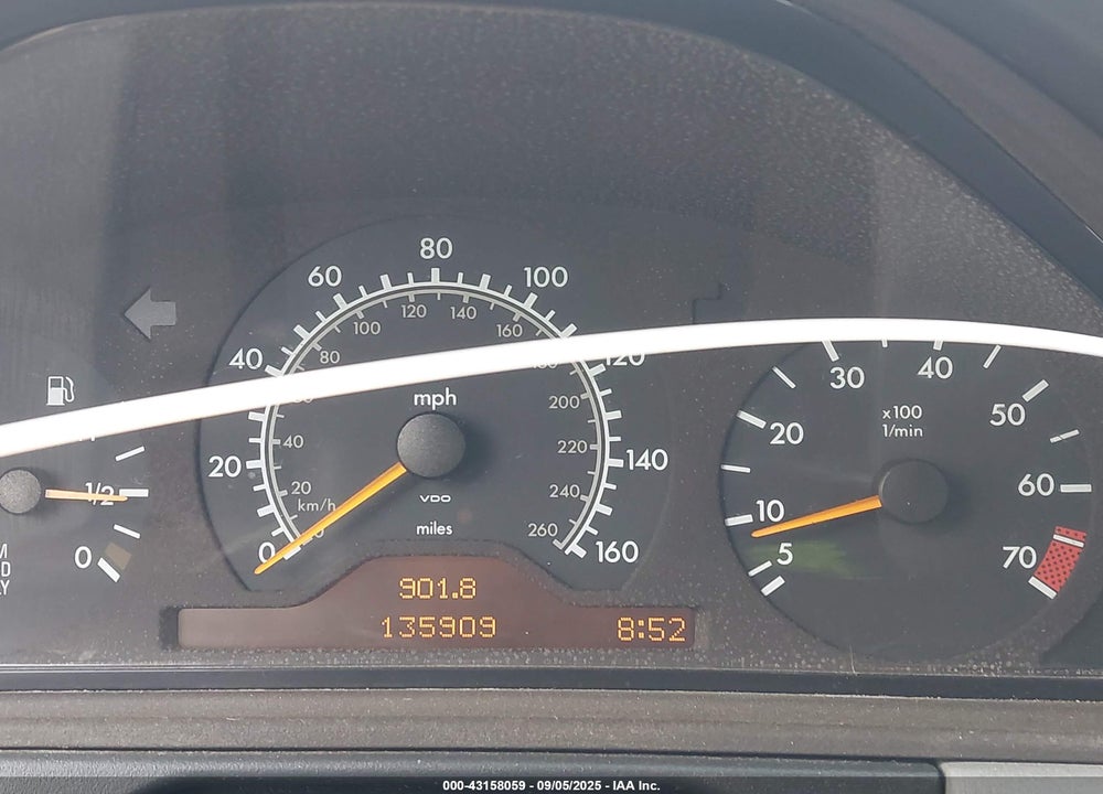 1997 MERCEDES-BENZ E 320 VIN: WDBJF55F6VJ030116