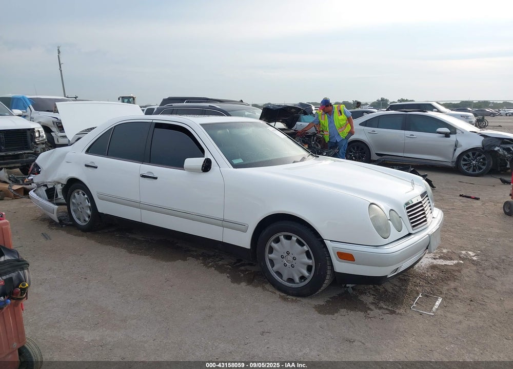 1997 MERCEDES-BENZ E 320 VIN: WDBJF55F6VJ030116