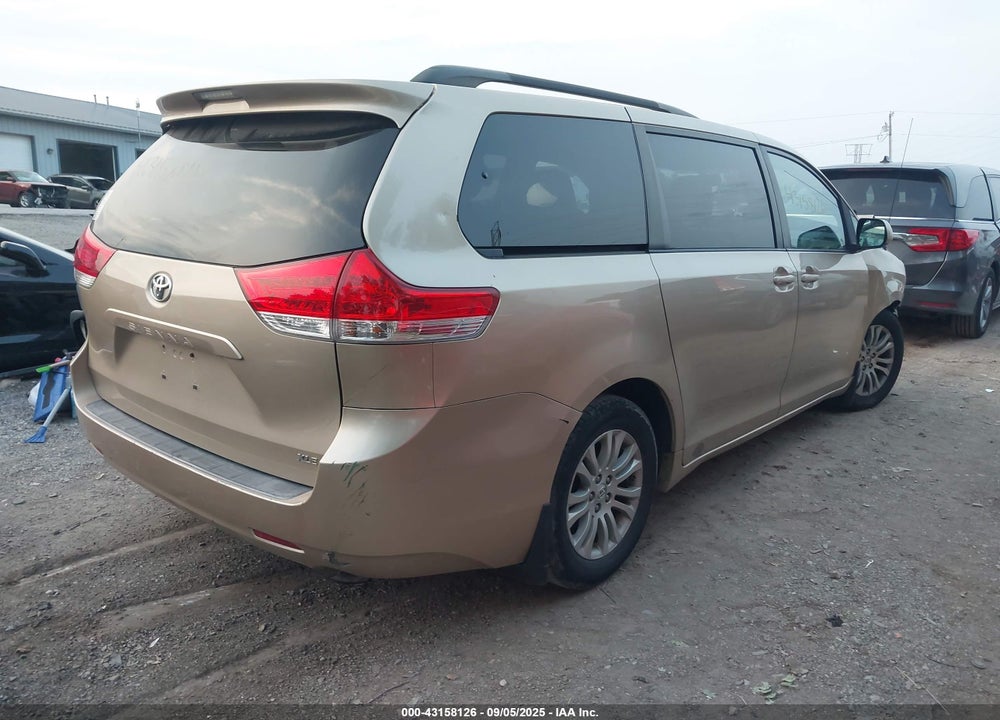 2011 TOYOTA SIENNA VIN: 5TDYK3DC2BS045525
