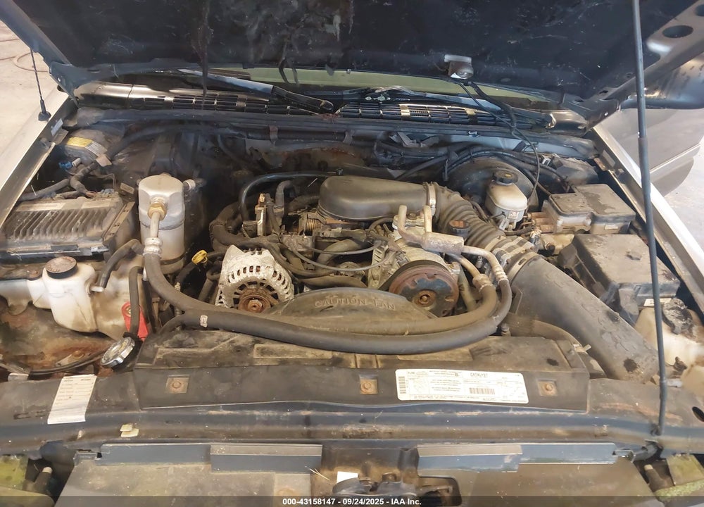 1998 GMC JIMMY SLT VIN: 1GKDT13W7W2568309