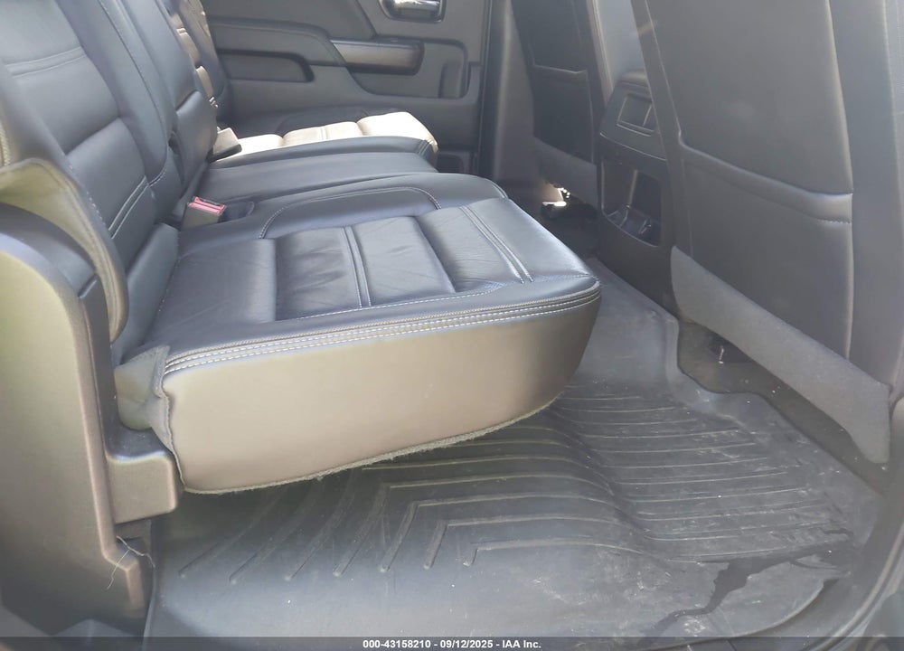 2017 GMC SIERRA 3500HD DENALI VIN: 1GT42YEY8HF177140