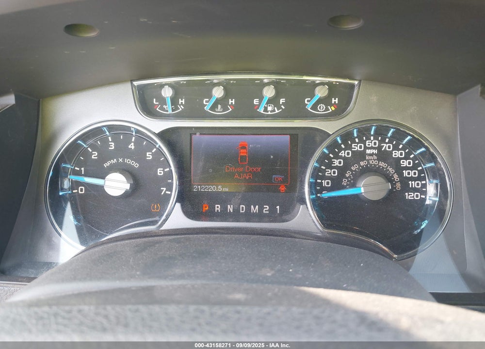 2013 FORD F-150 PLATINUM VIN: 1FTFW1ET4DFA52557