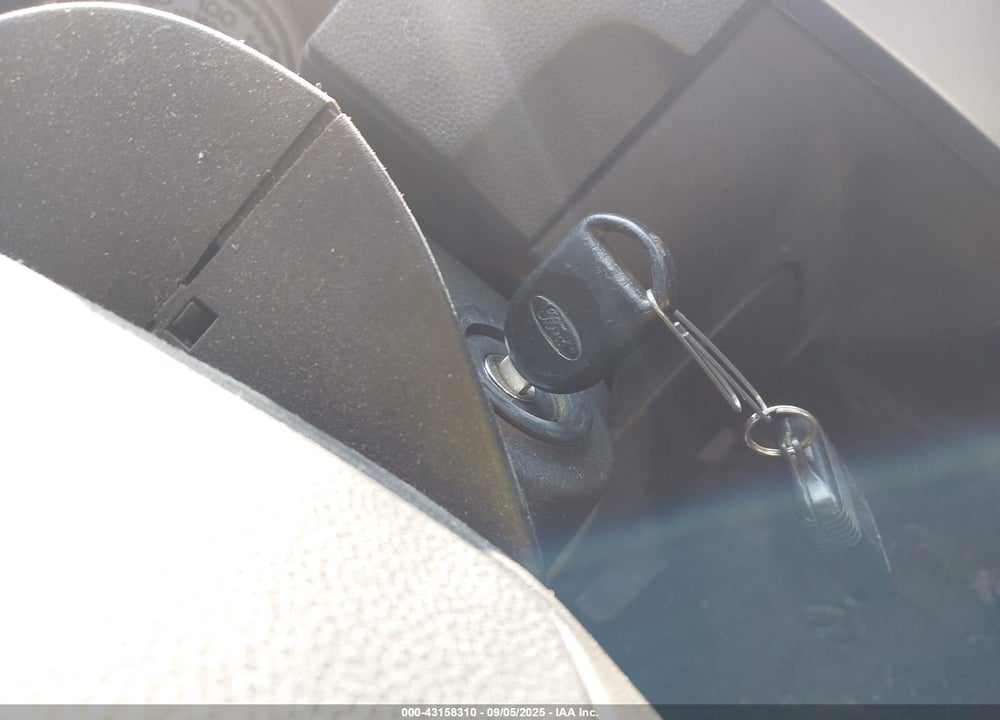 2009 FORD FOCUS SE VIN: 1FAHP35N29W269606