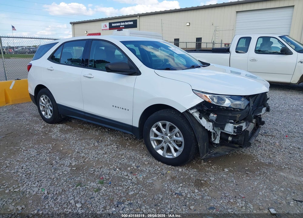 2018 CHEVROLET EQUINOX LS VIN: 3GNAXHEV2JS565130