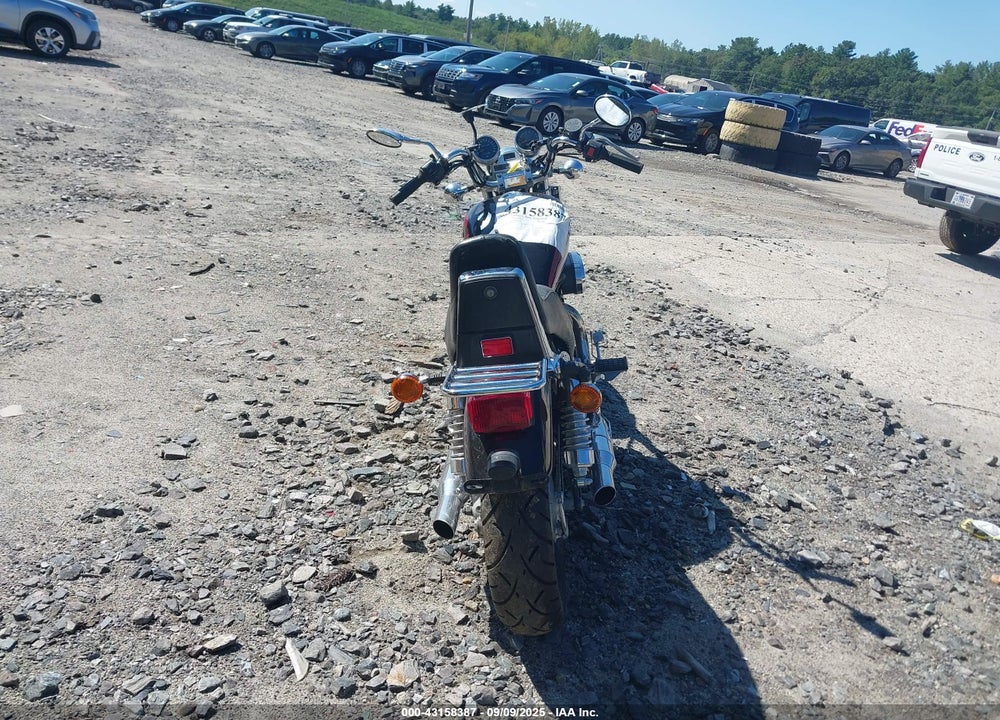 1995 KAWASAKI VN750 VIN: JKAVNDA19SB534380