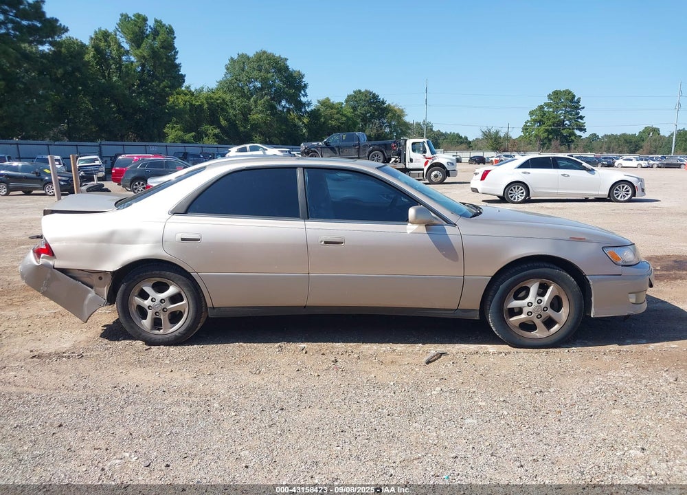 2001 LEXUS ES 300 BASE (A4) VIN: JT8BF28G615108274