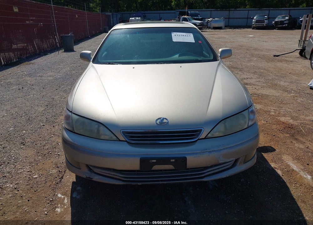 2001 LEXUS ES 300 BASE (A4) VIN: JT8BF28G615108274