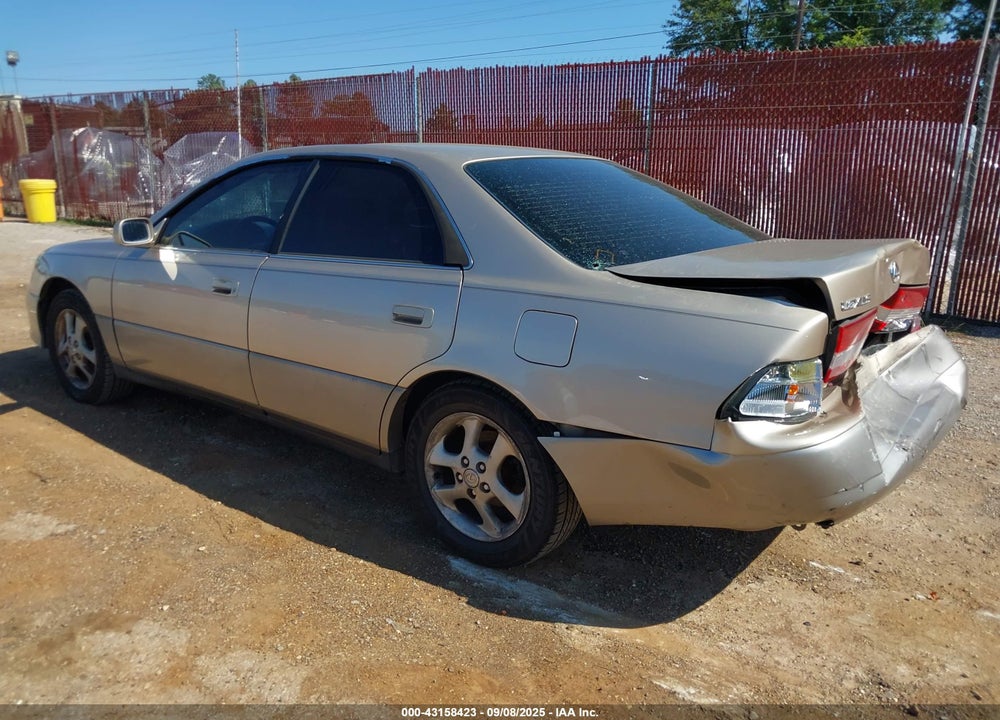 2001 LEXUS ES 300 BASE (A4) VIN: JT8BF28G615108274