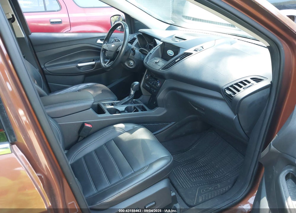 2017 FORD ESCAPE SE VIN: 1FMCU9GD8HUC60760