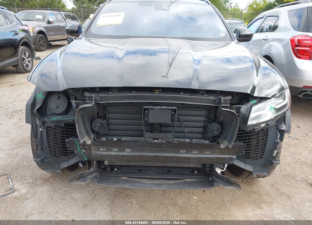 2017 JAGUAR F-PACE VIN: SADCM2BV5HA083652