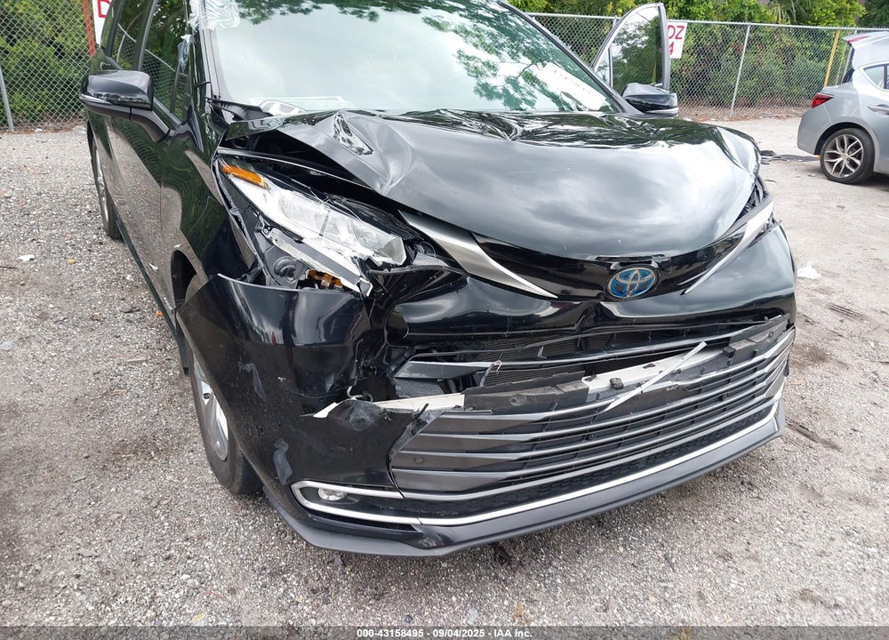 2021 TOYOTA SIENNA LIMITED VIN: 5TDZRKEC0MS012289