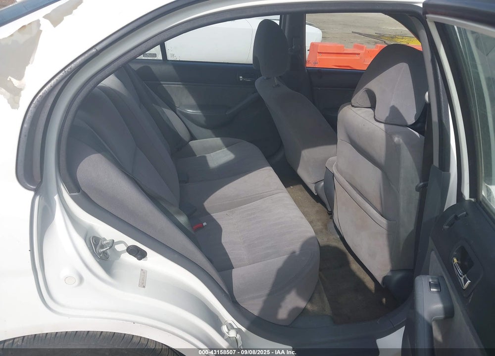 2003 HONDA CIVIC LX VIN: 1HGES16513L025888