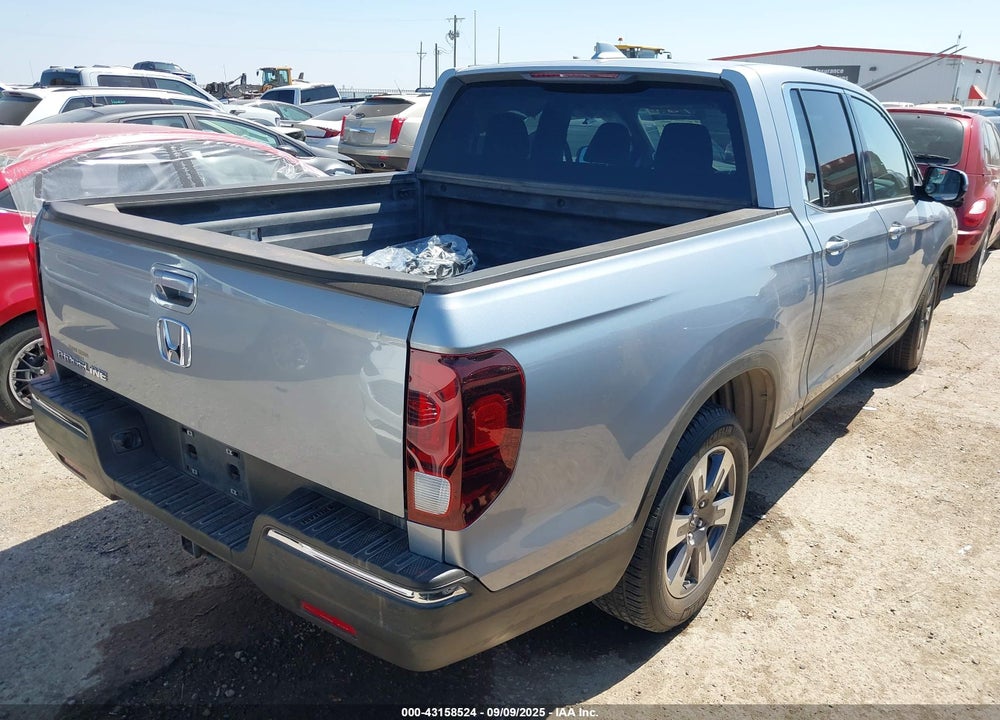 2017 HONDA RIDGELINE RTL-T VIN: 5FPYK2F67HB005866