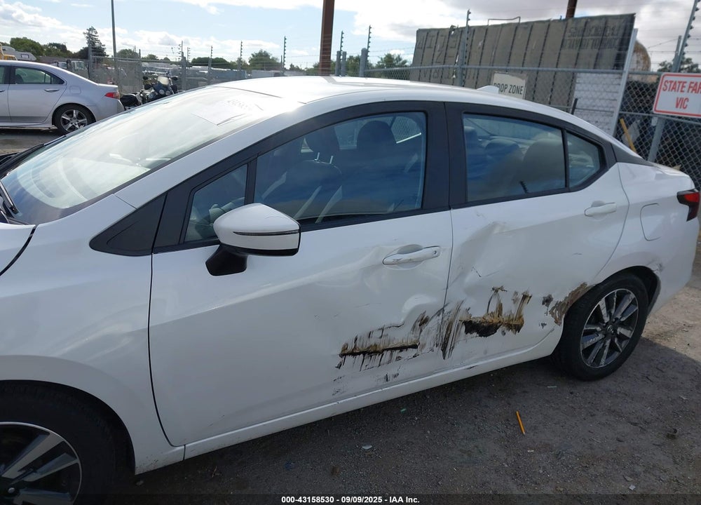 2021 NISSAN VERSA SV XTRONIC CVT VIN: 3N1CN8EV2ML865100